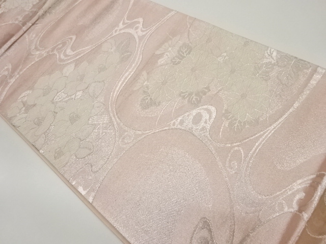 流水に椿・菊模様織出し袋帯